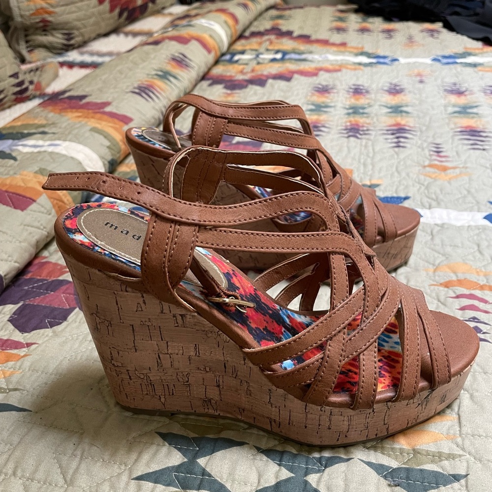 Brand new. Never worn.